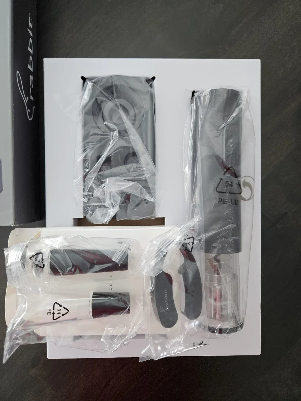 Rabbit 5 Piece Electric Wine Set NWT